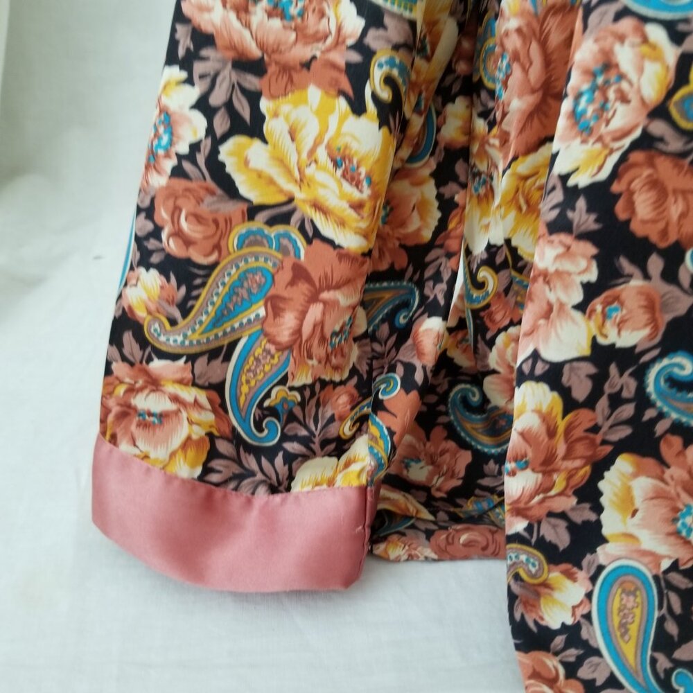 Victoria's Secret Silky Long-Sleeve Robe Lingerie Pajama Top w/Collar & V-Neck - Picture 4 of 11